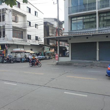 Ben House Apartment กรุงเทพมหานคร ภายนอก รูปภาพ